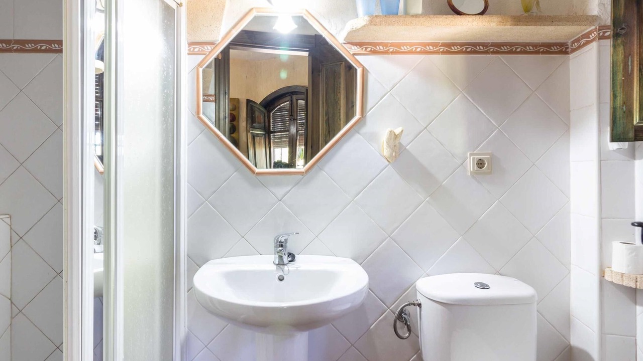 Photo of Bathroom in Niguelas