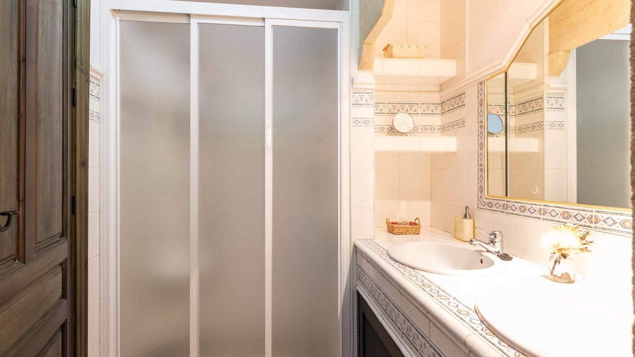 Photo of Bathroom in Niguelas