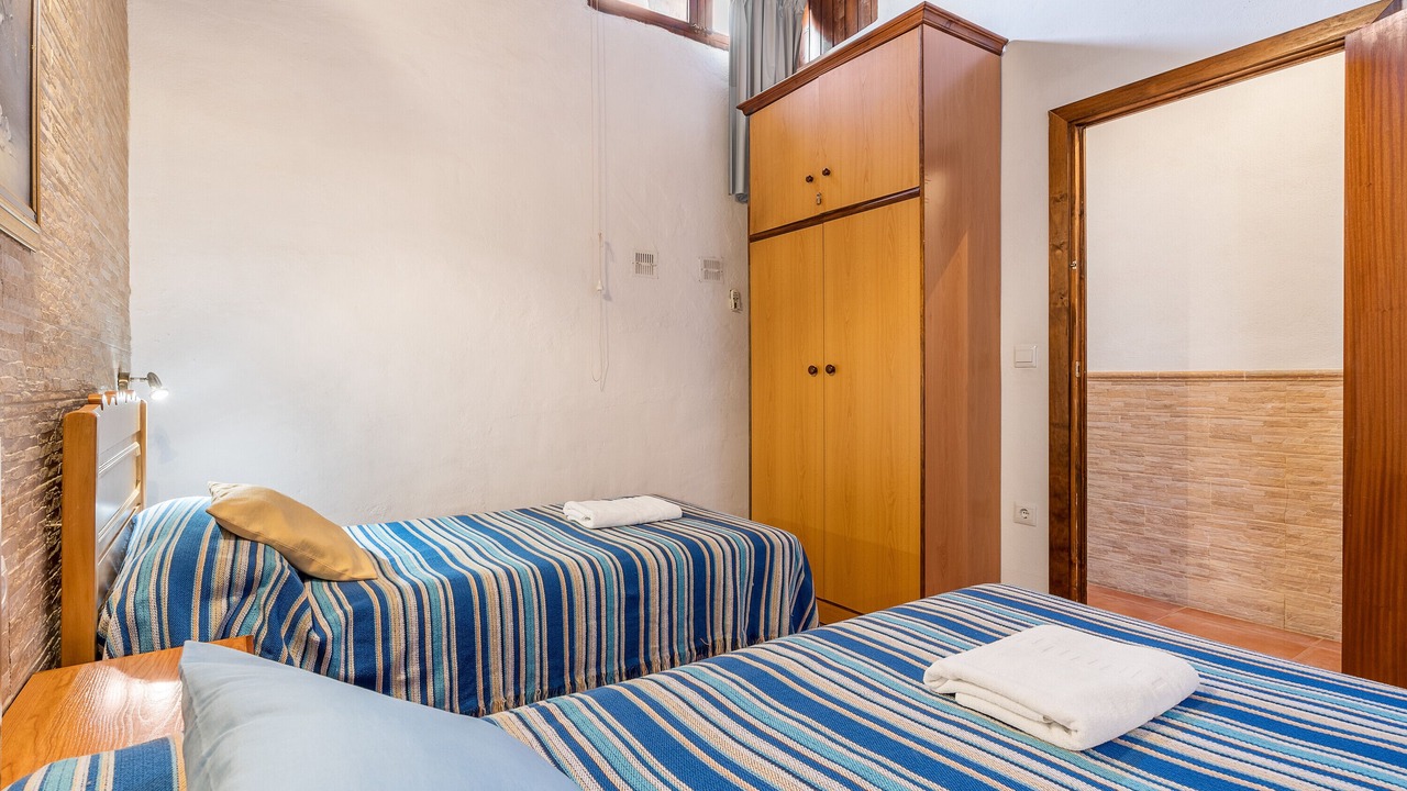 Photo of Bedroom in Cacin