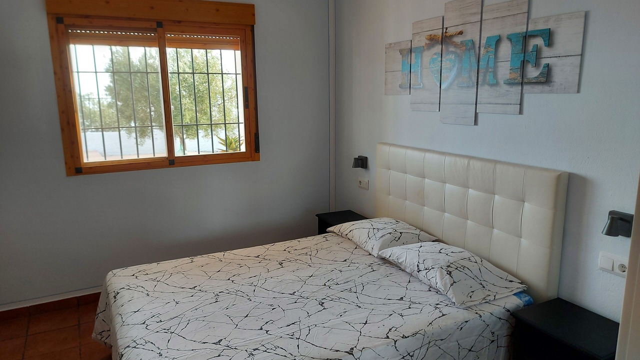 Photo of Bedroom in Albondon