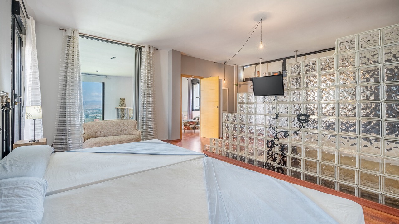 Photo of Bedroom in Baza
