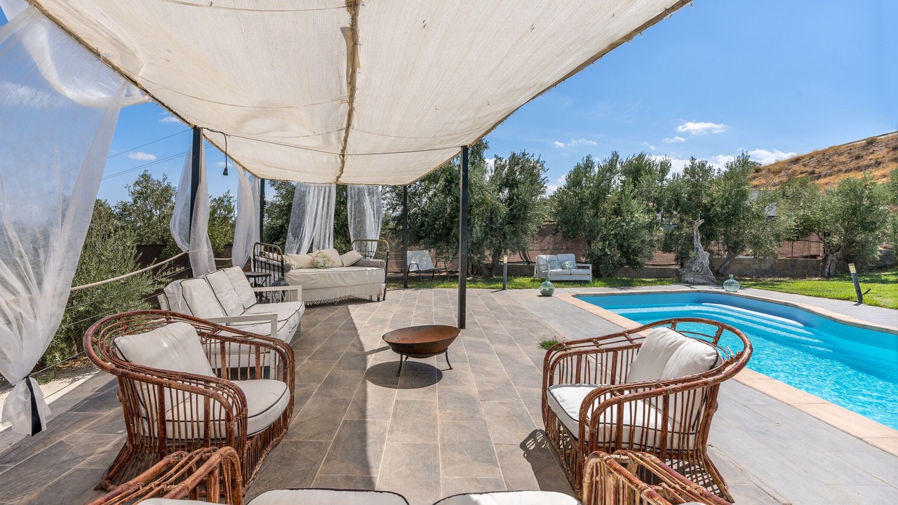 Photo of Outdoor in Baza