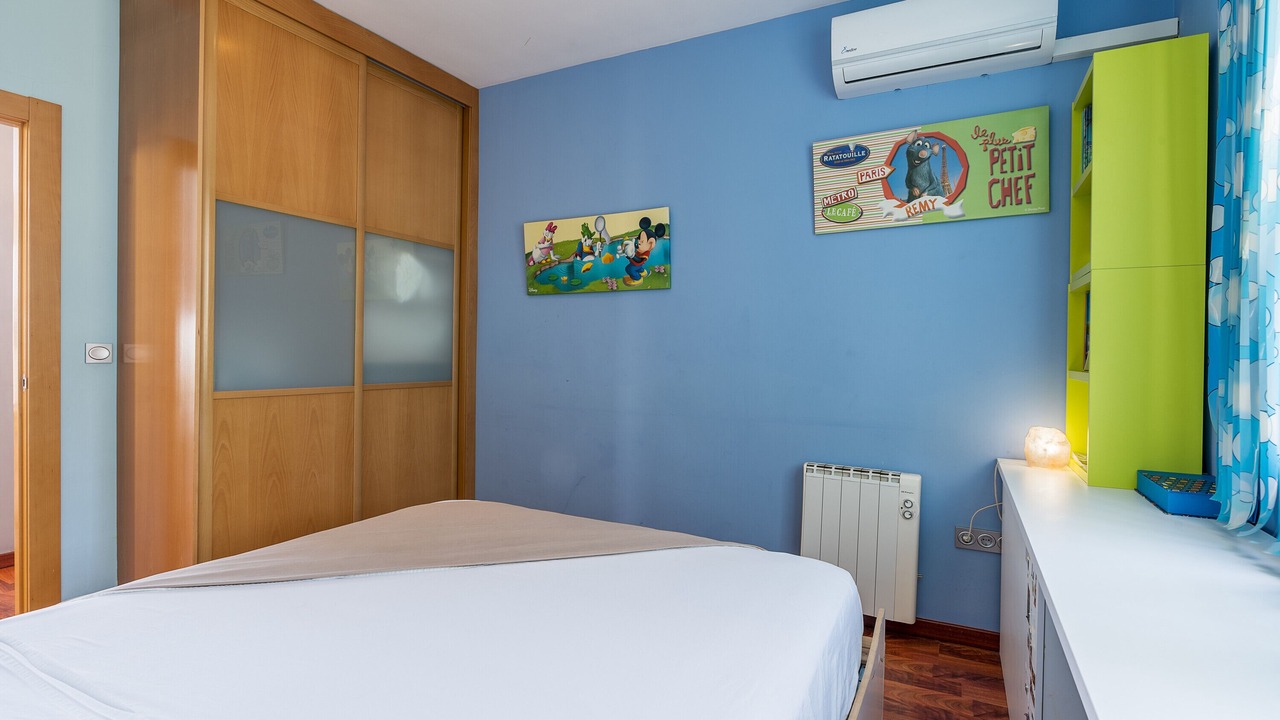 Photo of Bedroom in Baza