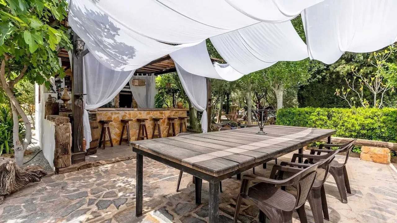 Photo of Outdoor in Baza