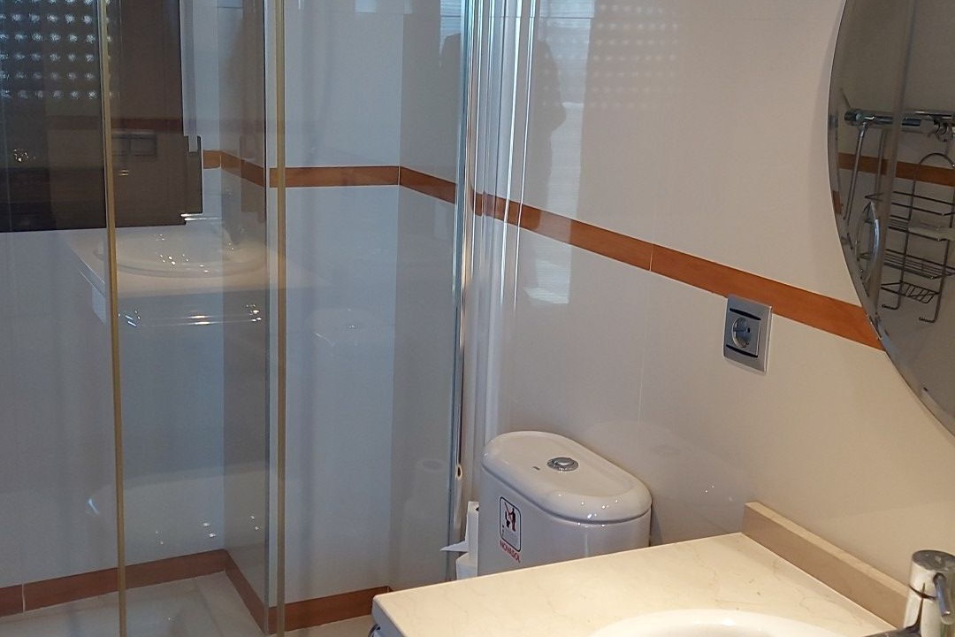 Photo of Bathroom in Genil