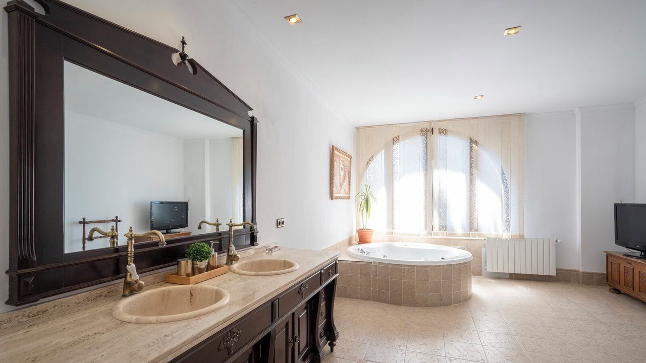 Photo of Bathroom in Otura
