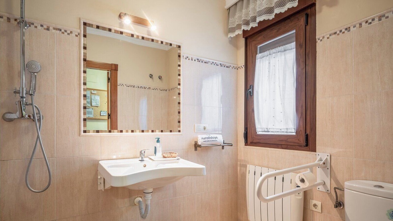 Photo of Bathroom in Guevejar