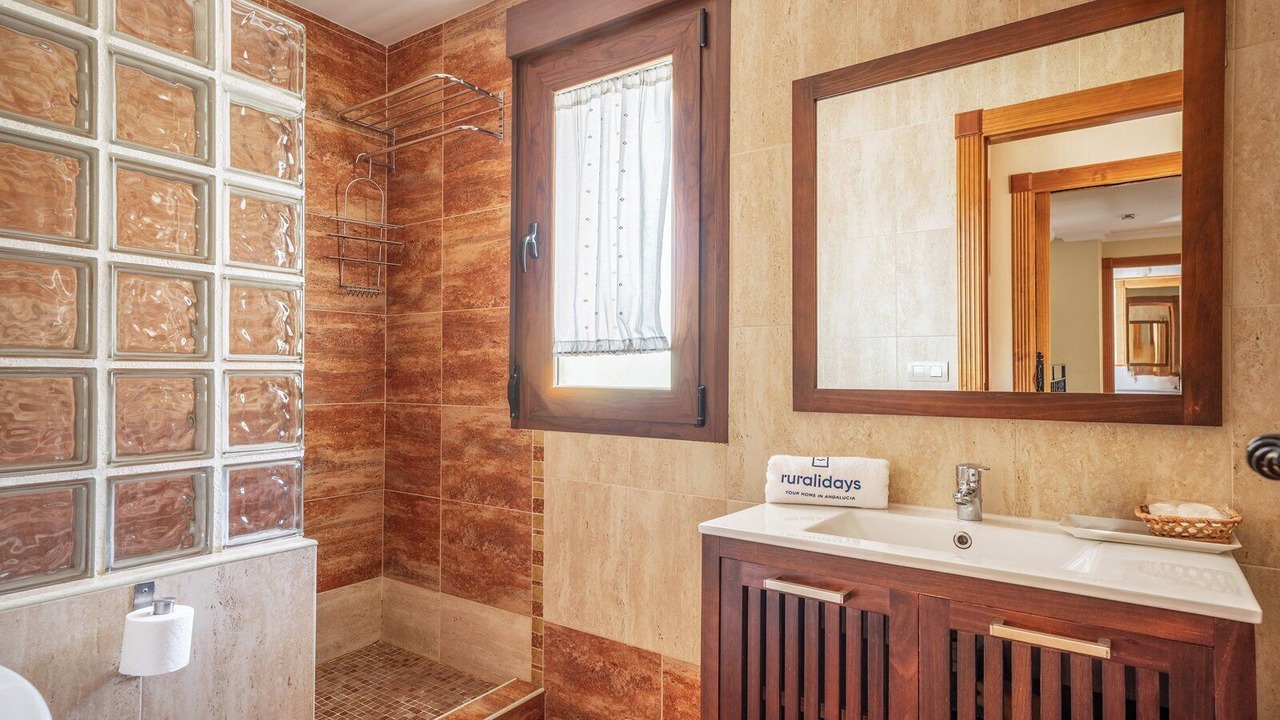 Photo of Bathroom in Guevejar