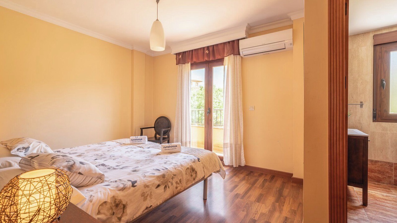 Photo of Bedroom in Guevejar