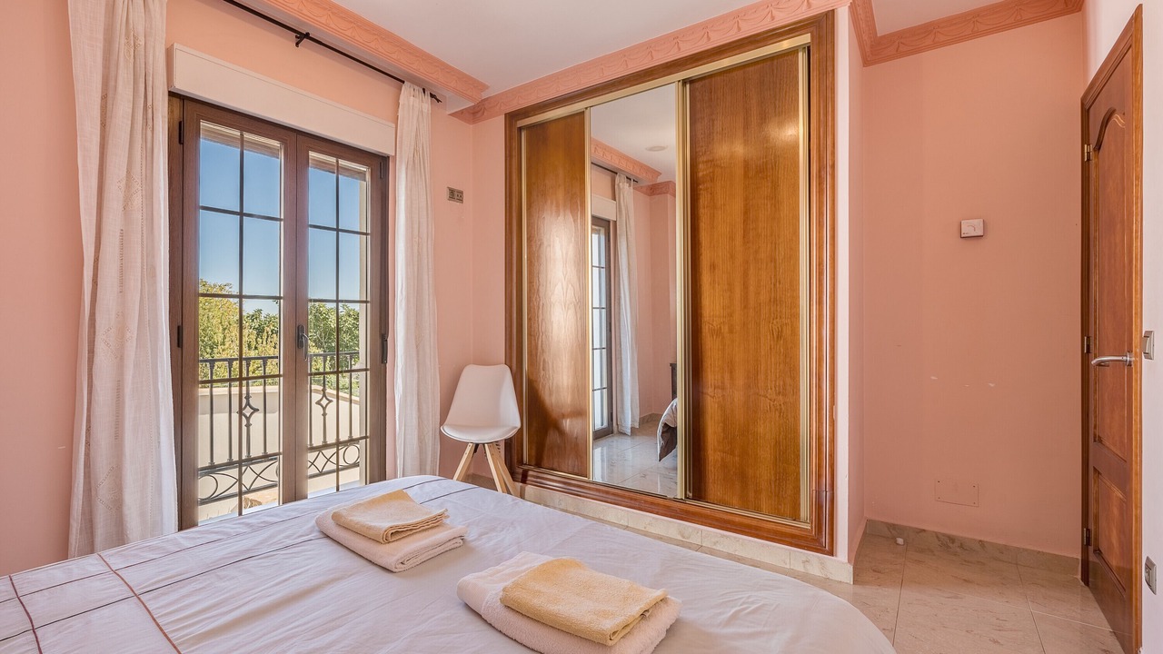 Photo of Bedroom in Yegen