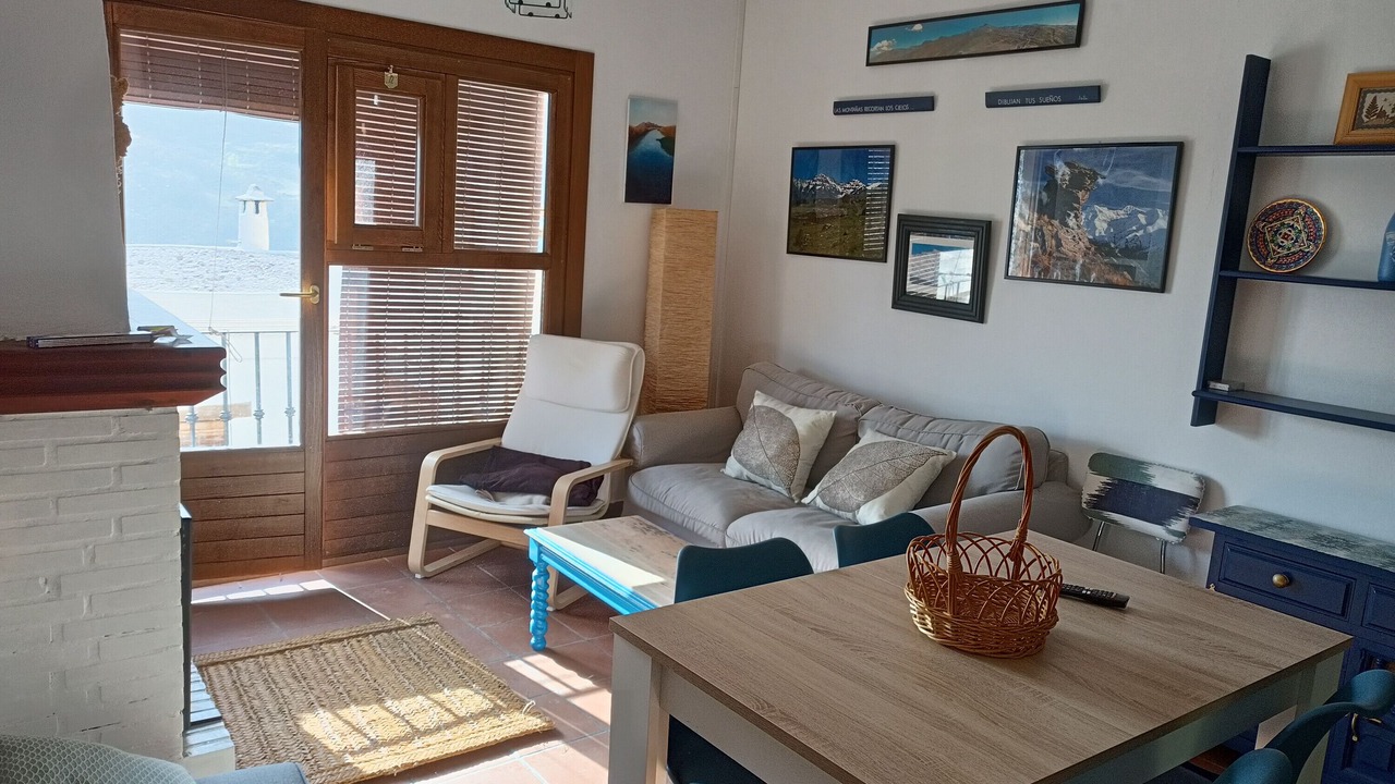 Photo of Livingroom in Bubion