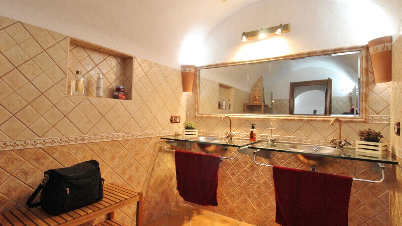 Photo of Bathroom in Alcudia de Guadix