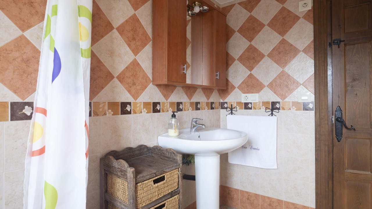 Photo of Bathroom in Cadiar