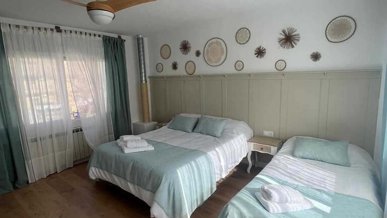 Photo of Bedroom in Lapeza