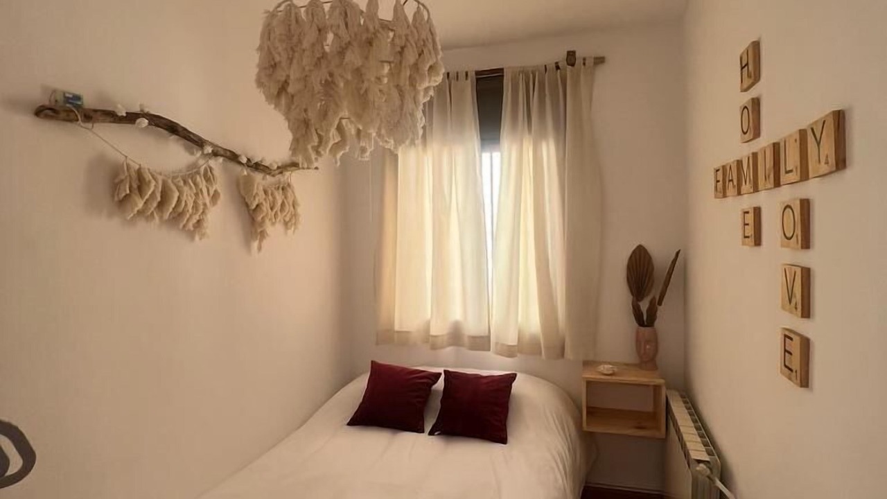 Photo of Bedroom in Lapeza