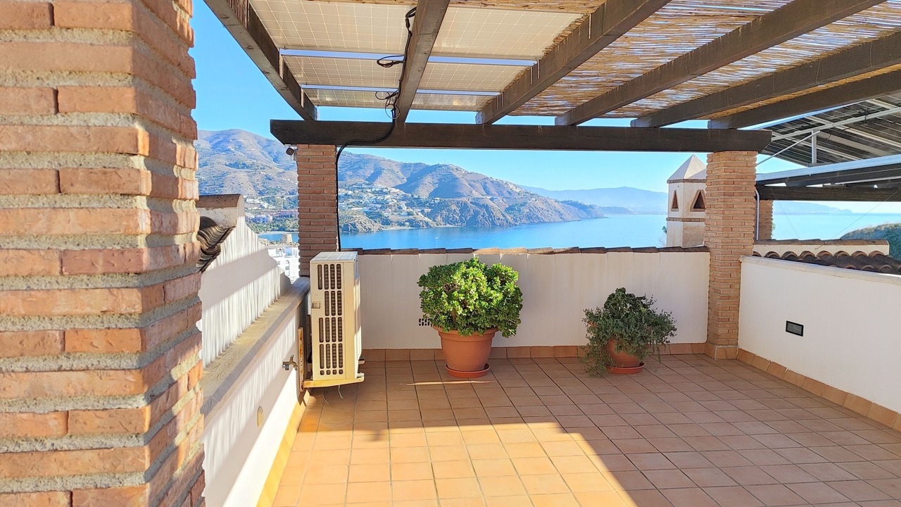 Photo of Patio Balcony in Velilla-Taramay