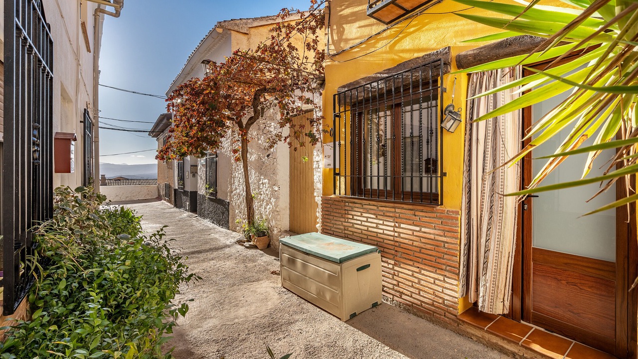 Photo of Patio Balcony in Niguelas