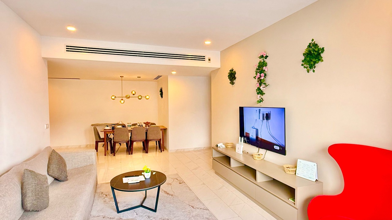 Photo of Livingroom in Golden Triangle