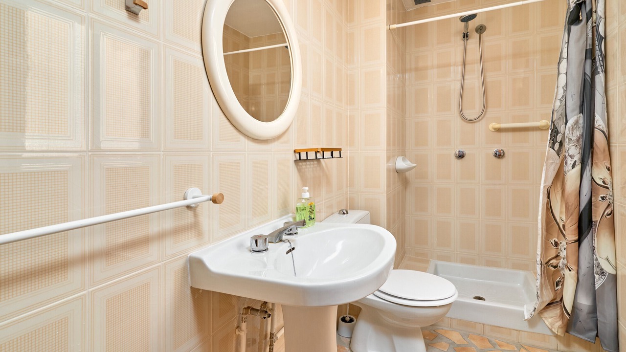 Photo of Bathroom in Velilla-Taramay