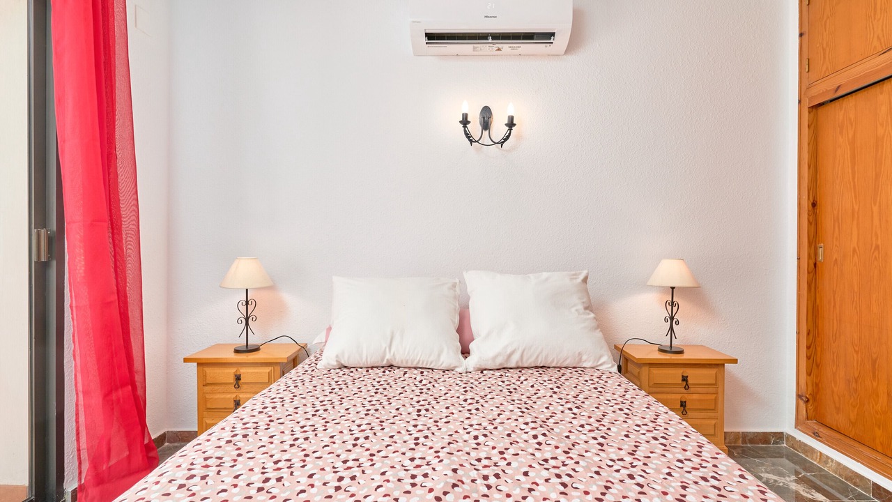 Photo of Bedroom in Velilla-Taramay
