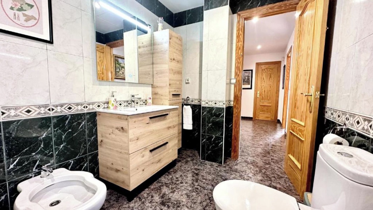 Photo of Bathroom in Orgiva