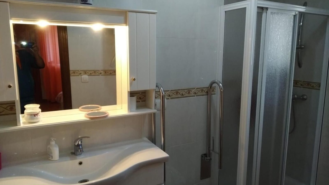 Photo of Bathroom in Rubite