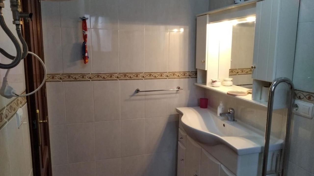 Photo of Bathroom in Rubite