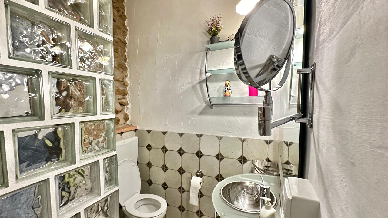 Photo of Bathroom in Rubite