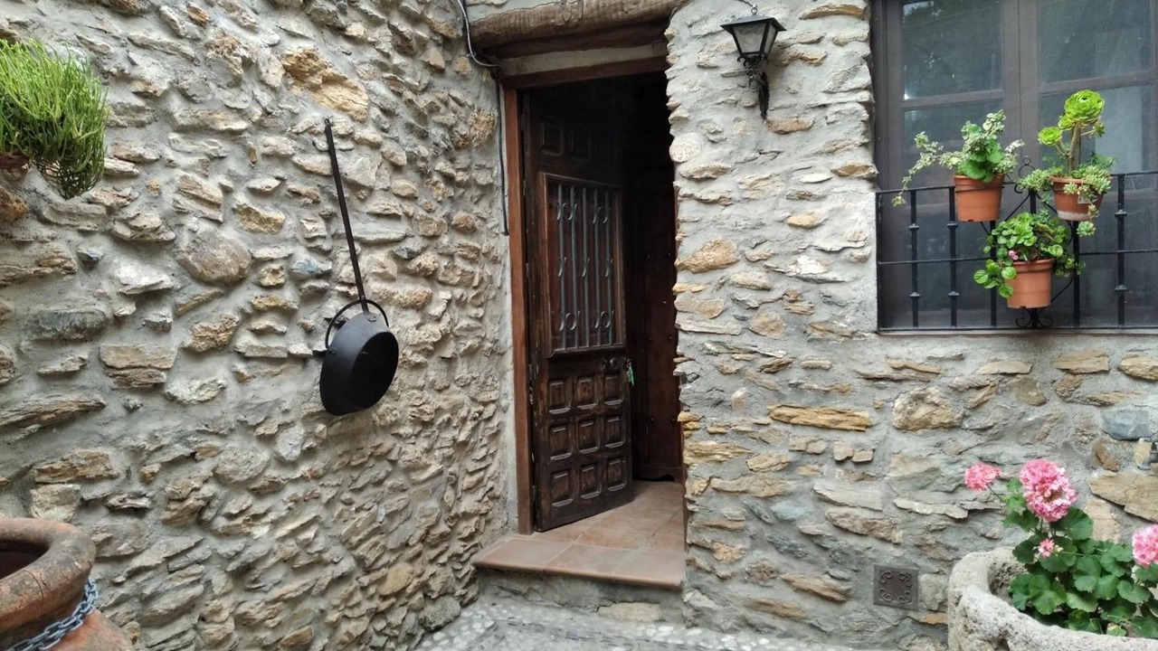 Photo of Outdoor in Rubite