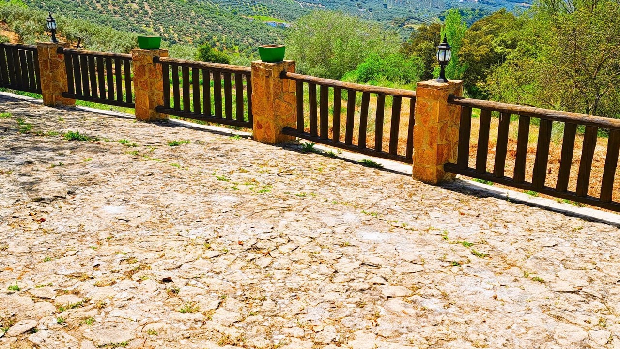Photo of Outdoor in Algarinejo