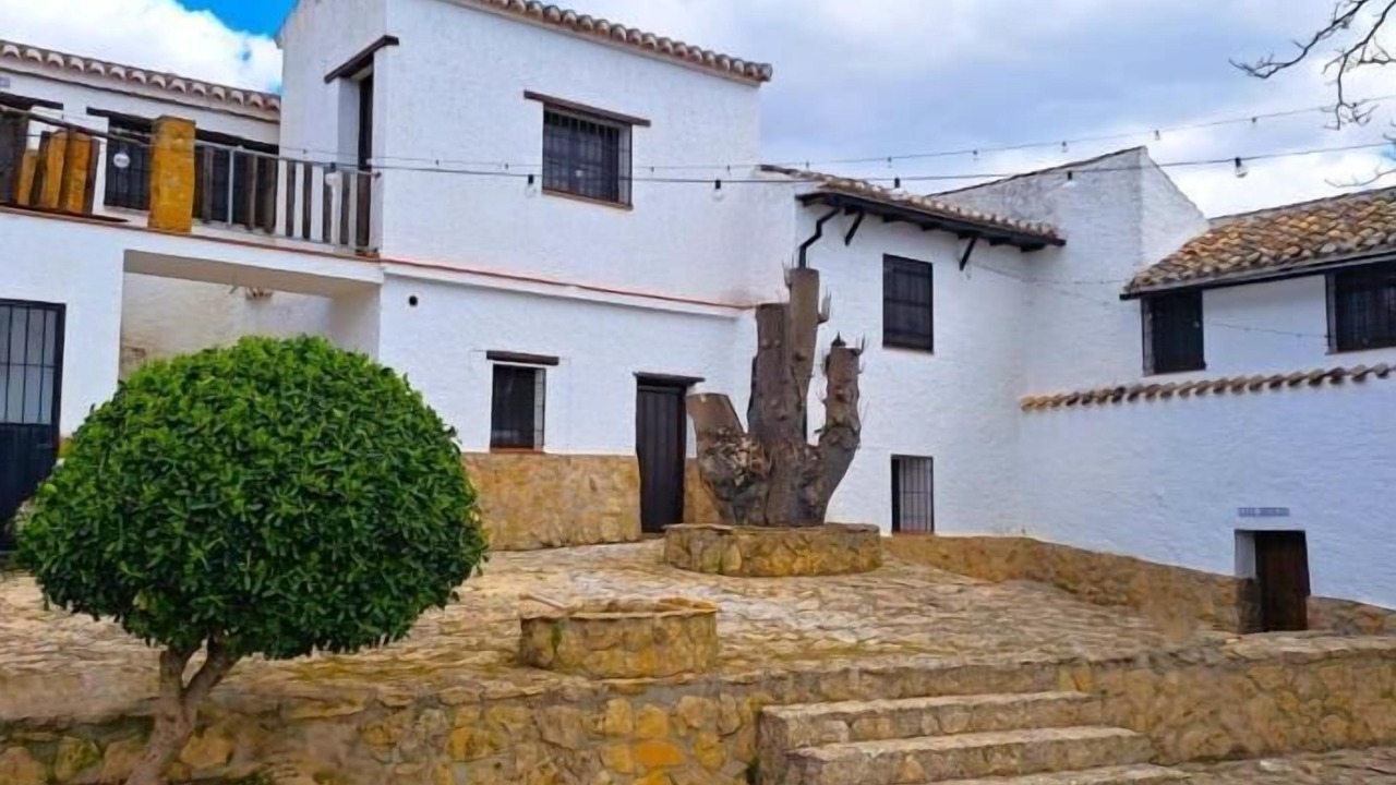 Photo of Outdoor in Algarinejo