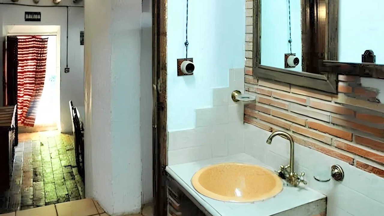 Photo of Bathroom in Serval