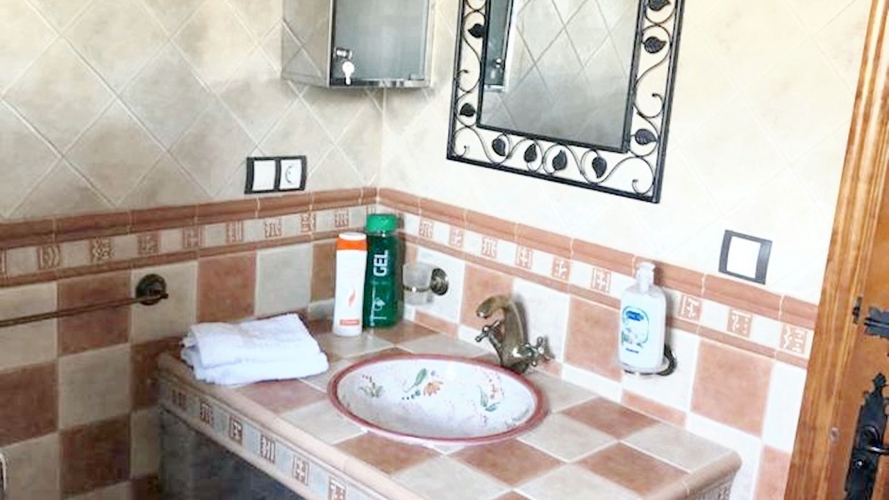 Photo of Bathroom in Cuevas del Campo