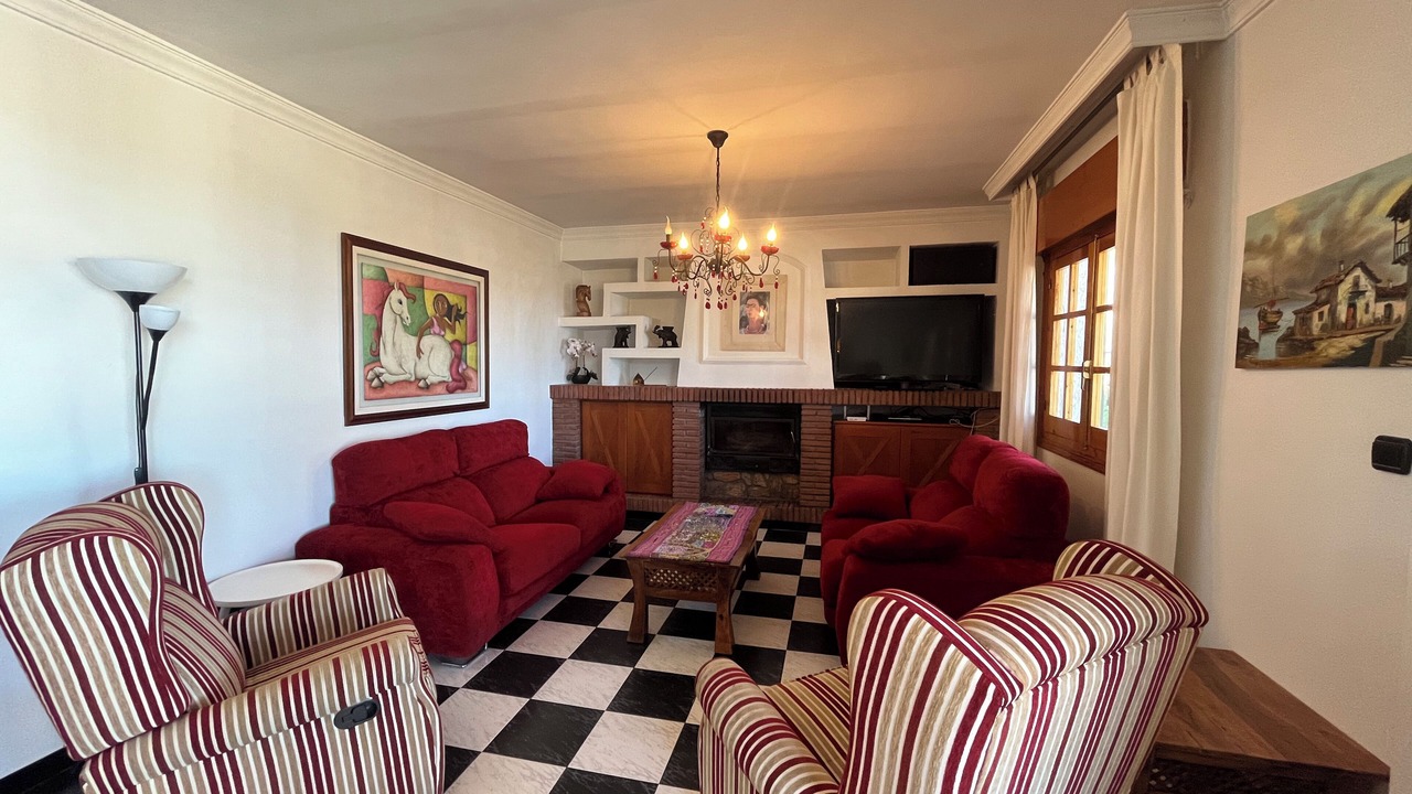 Photo of Livingroom in Itrabo