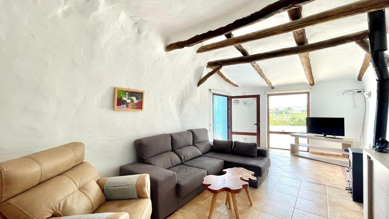 Photo of Livingroom in Cullar