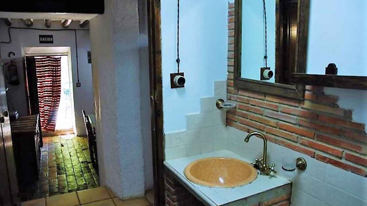 Photo of Bathroom in Serval