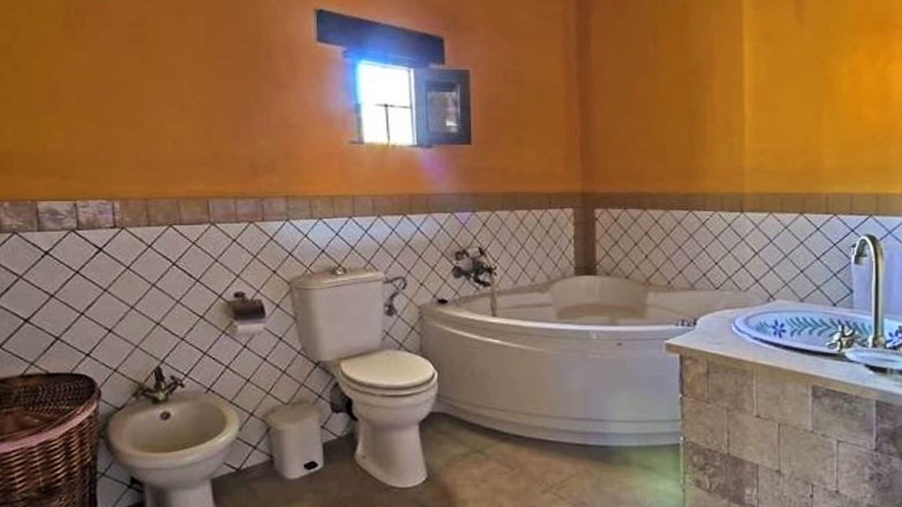 Photo of Bathroom in Serval