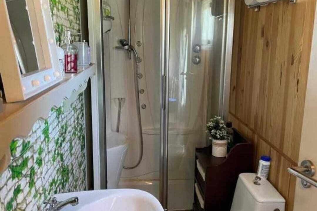 Photo of Bathroom in Dudar
