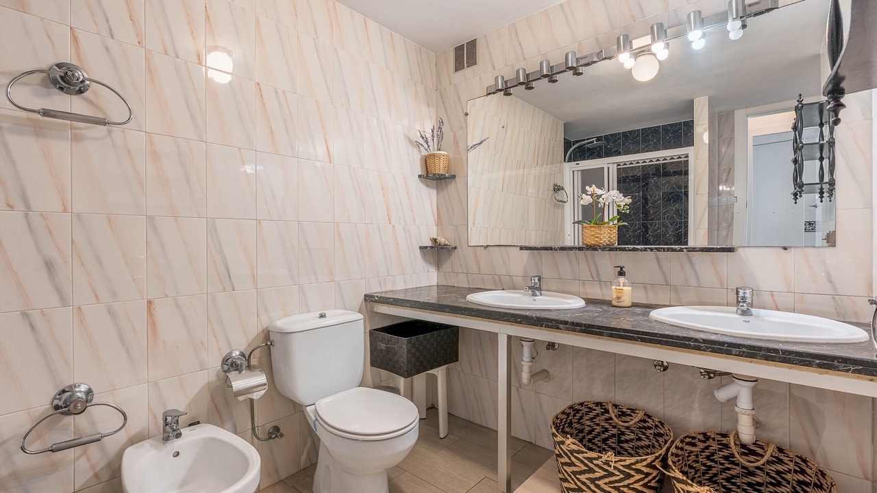 Photo of Bathroom in Velilla-Taramay