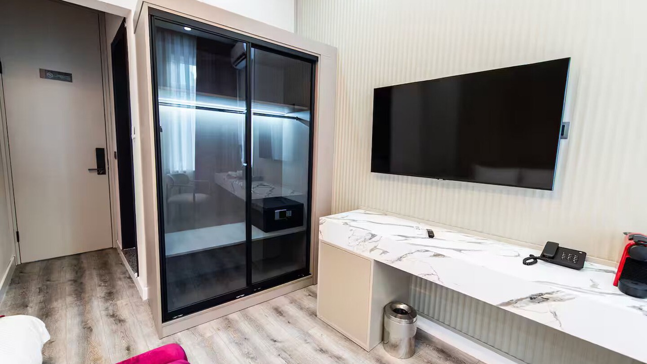 Photo of Bedroom in Besiktas