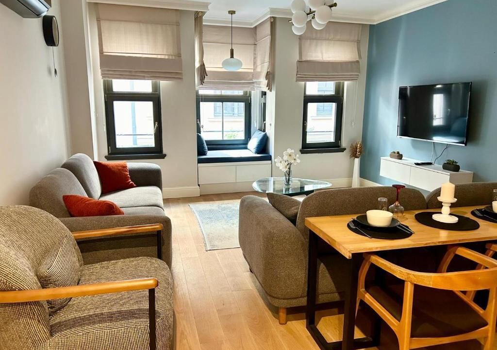 Photo of Livingroom in Cihangir