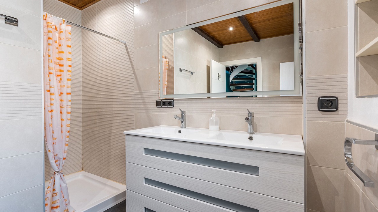 Photo of Bathroom in Illora