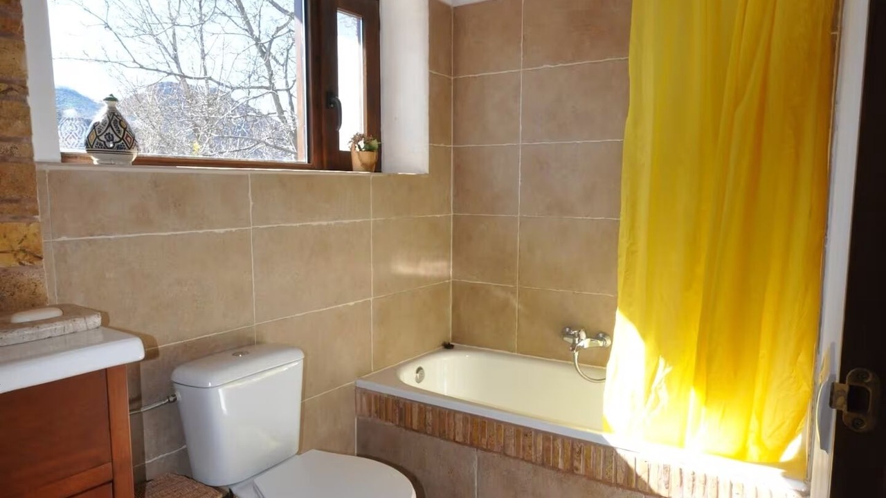 Photo of Bathroom in Guejar Sierra