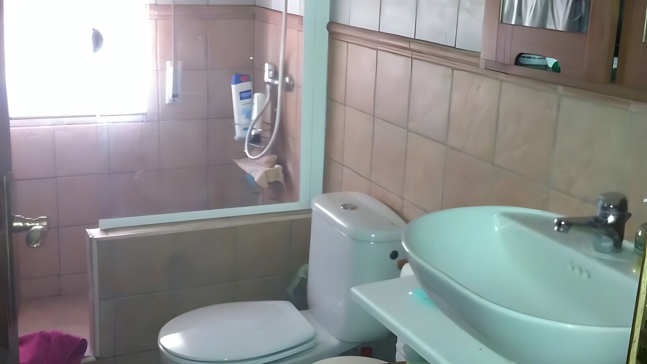 Photo of Bathroom in Nivar