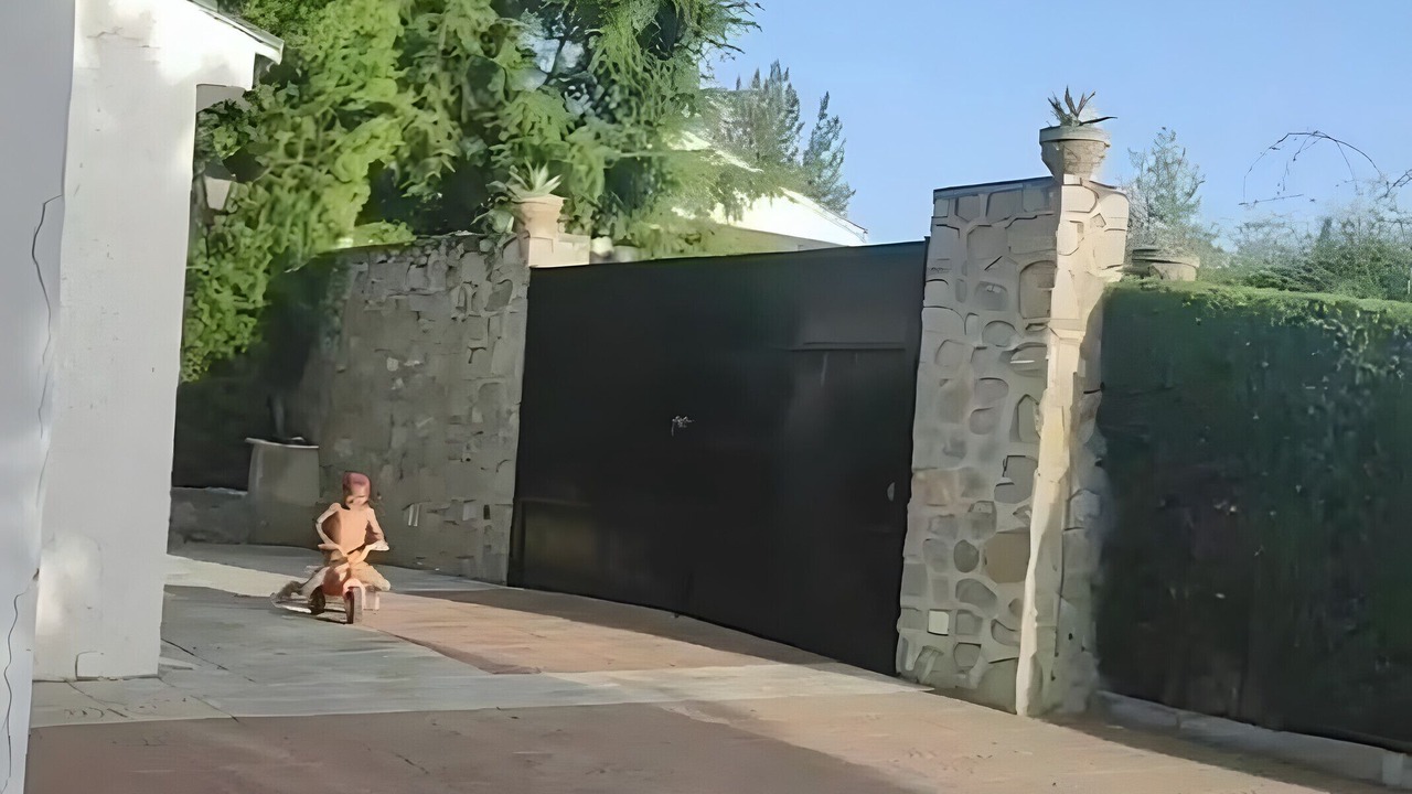 Photo of Outdoor in Nivar