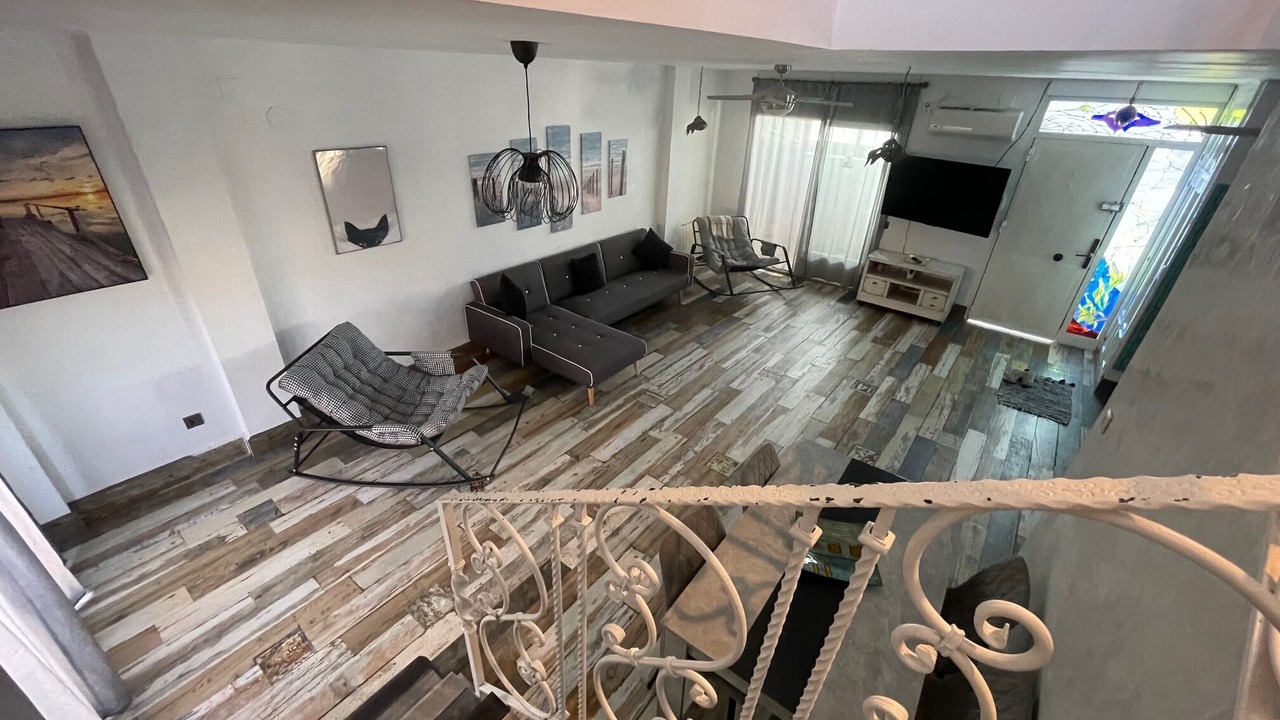 Photo of Livingroom in Cullar Vega