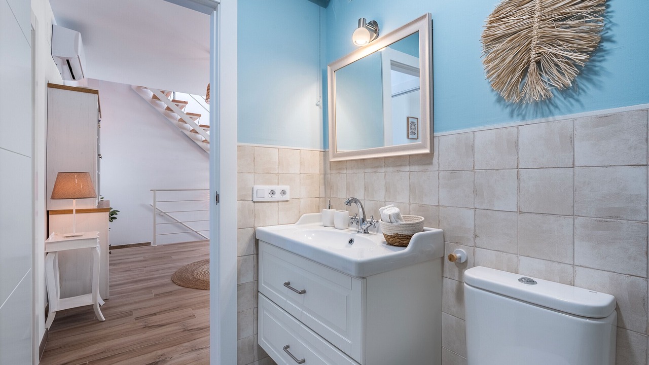 Photo of Bathroom in Melegis