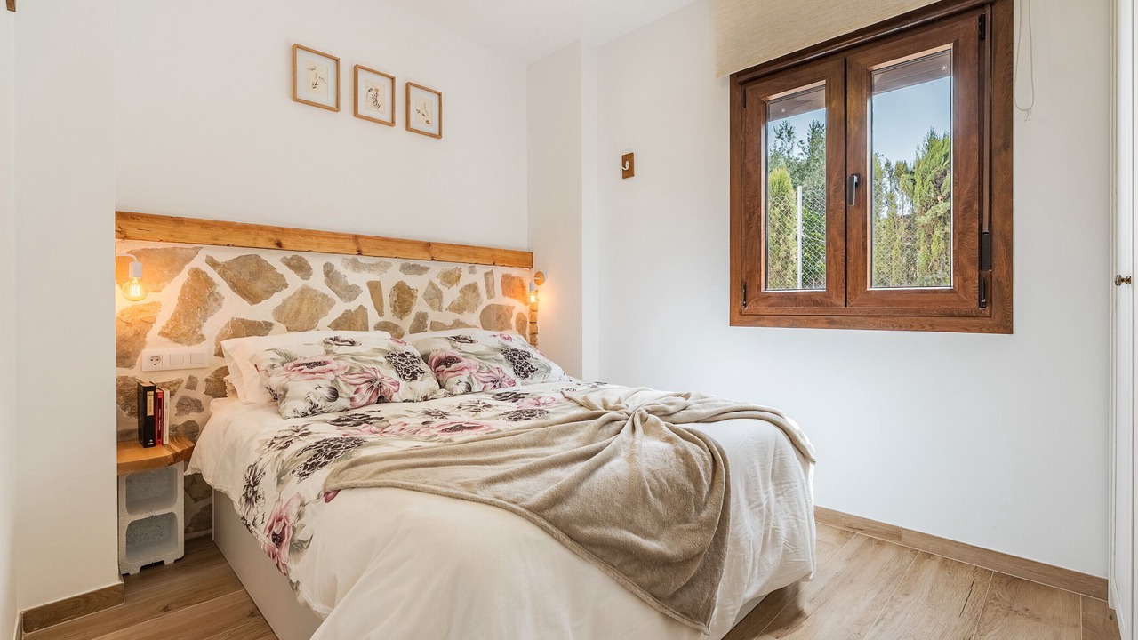 Photo of Bedroom in Melegis