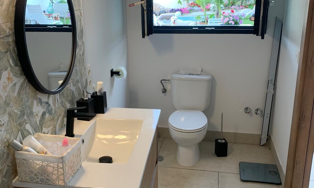 Photo of Bathroom in Alomartes