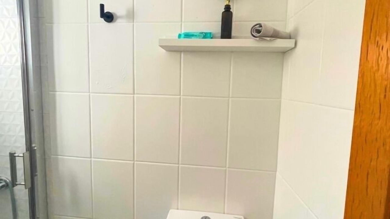 Photo of Bathroom in Central District